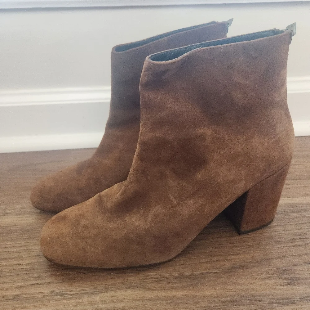 Stuart Weitzman Booties - Picture 2 of 5